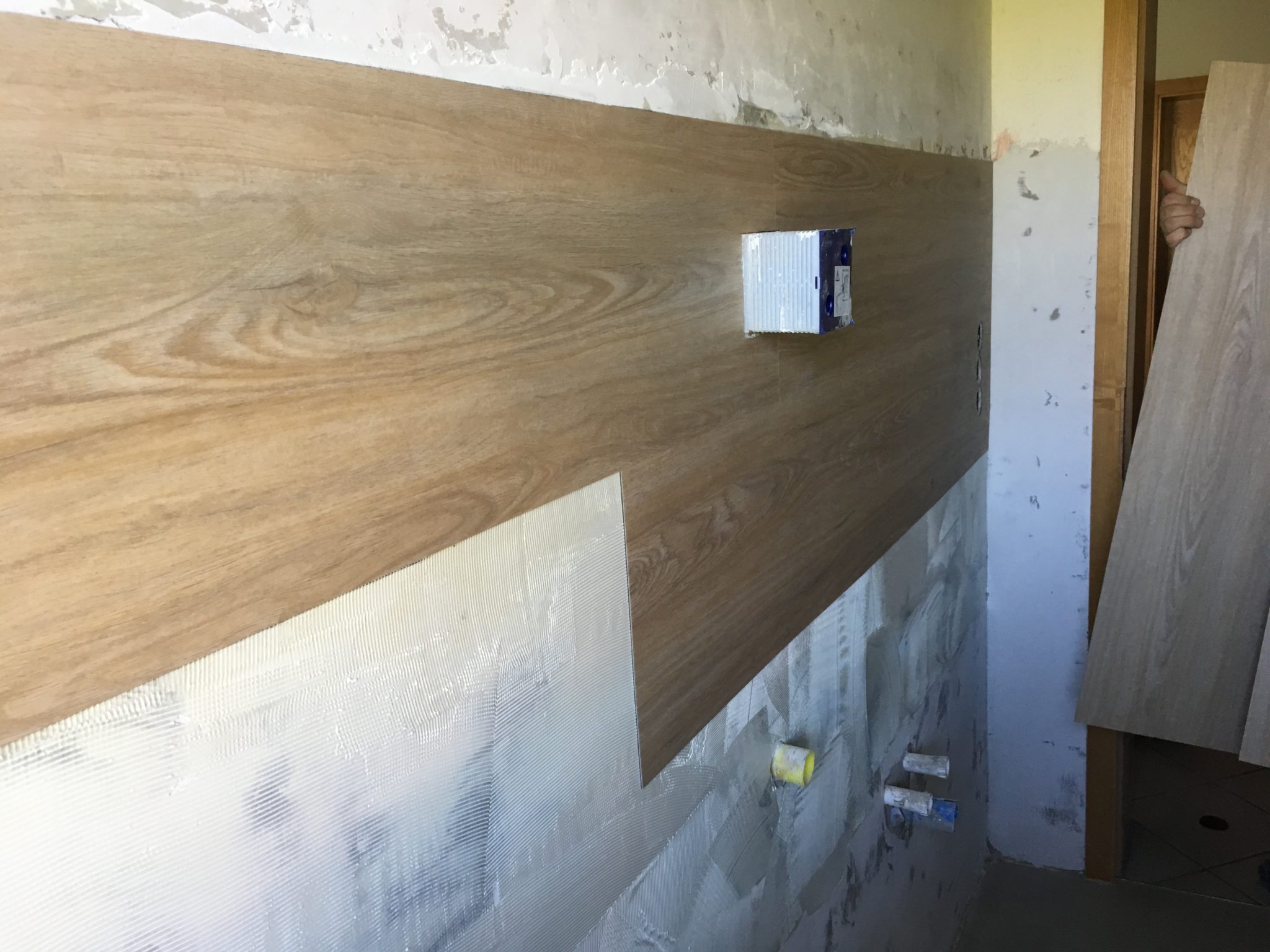 Vinyl An Wand Kleben